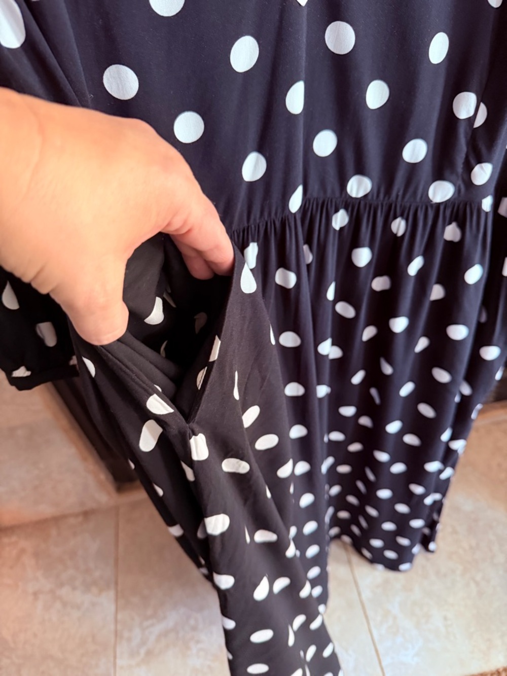 Ava & Viv Black and White Polka Dot Midi Dress - Picture 8 of 10
